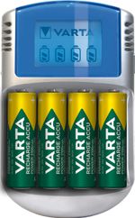 Varta-LCD-charger-AA---AAA--Batterie-ricaricabili-NiMH-incl.-4x-AA-2600-mAh-accu---AC-adattatore---12-V-adattatore---cavo-USB-Grigio