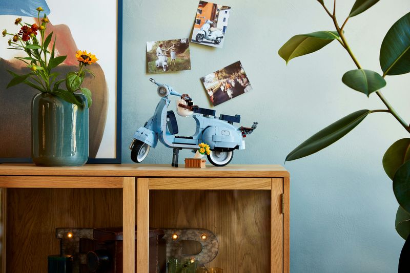 Vespa-125-LEGO®---Lego-Creator-Expert-10298