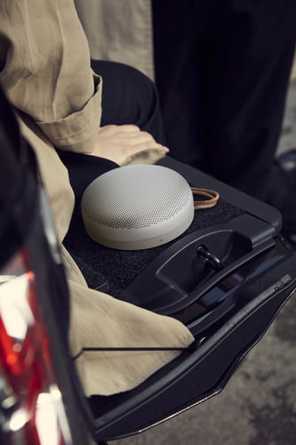 Bang---Olufsen-Beosound-A1-2nd-Gen-Grigio