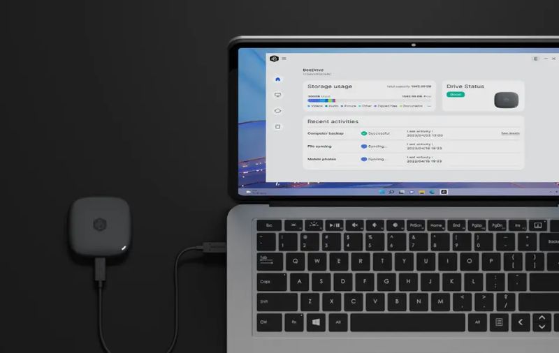 BeeDrive-4TB-data-backup-from-PC-and-mobile-devices-with-integrated-SSD