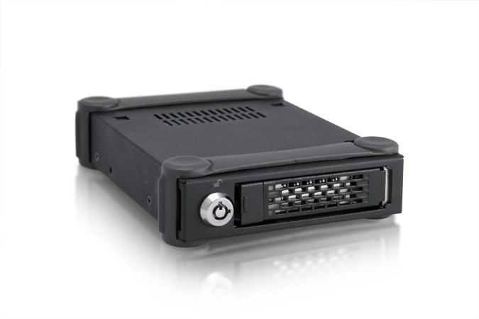 IcyDock-ToughArmor---Box-esterno-con-serratura--USB-3.0-per-HDD-SSD-SATA-25-----con-cassetti