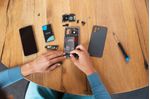 Fairphone-4-16-cm--6.3---Doppia-SIM-Android-11-5G-USB-tipo-C-6-GB-128-GB-3905-mAh-Grigio