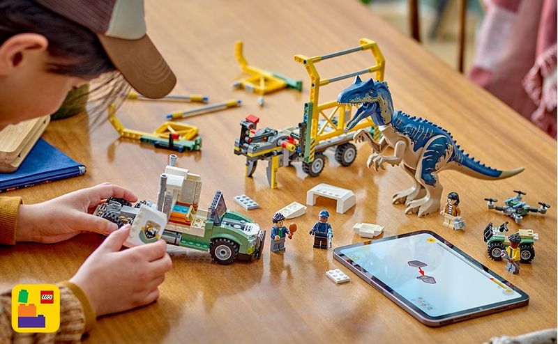 Missione-dinosauro--camion-di-trasporto-dell’allosauro---Lego-Jurassic-World-76966