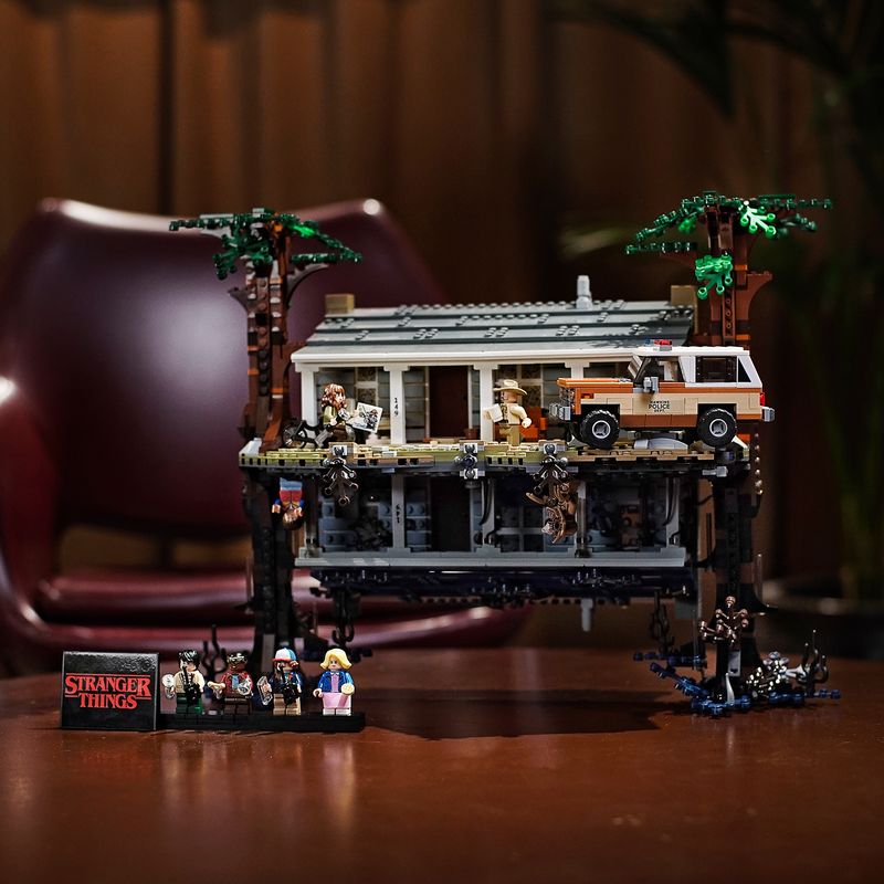 Il-Sottosopra---Lego-Netflix-Stranger-Things-75810