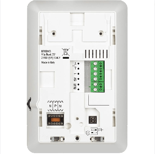 Citofono-vivavoce-classe-100a16e-tecnologia-2-fili