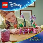 Vaso-di-fiori-di-Isabela---Lego-Disney-43237