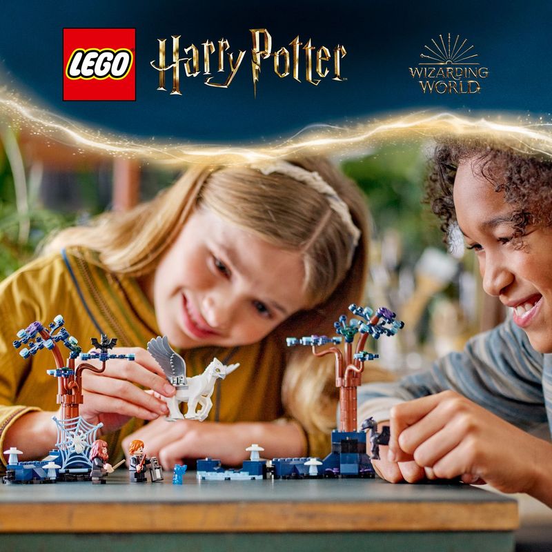 Foresta-Proibita--creature-magiche---Lego-Harry-Potter-76432