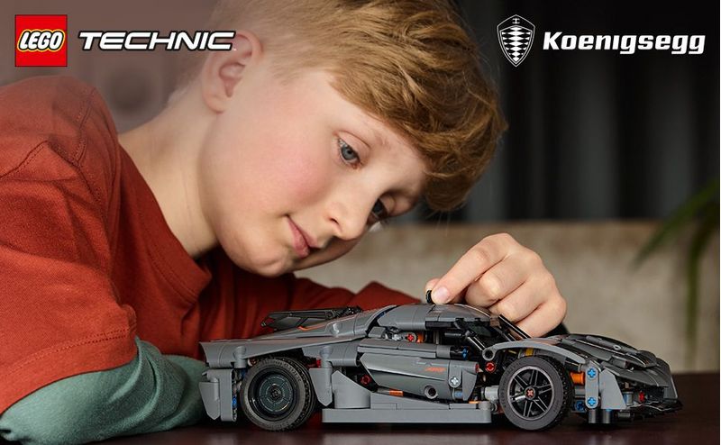 Hypercar-Koenigsegg-Jesko-Absolut-grigia---Lego-Technic-42173