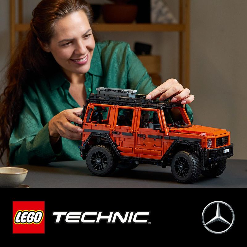 Mercedes-Benz-G-500-PROFESSIONAL-Line---Lego-Technic-42177