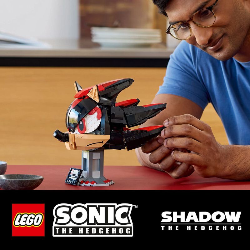 Shadow-the-Hedgehog---Lego-Sonic-77000