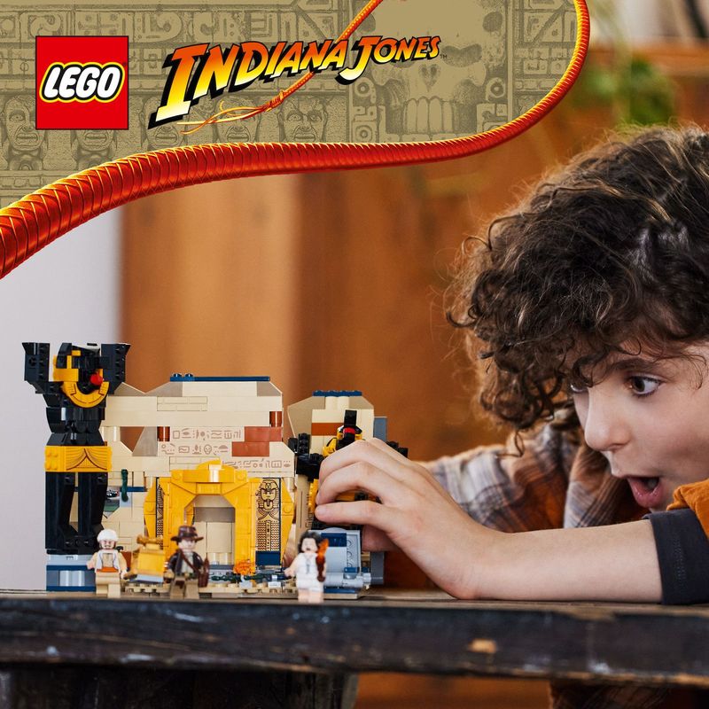 Fuga-dalla-tomba-perduta---Lego-Indiana-Jones™-77013