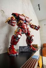 Hulkbuster​---Lego-Marvel-76210