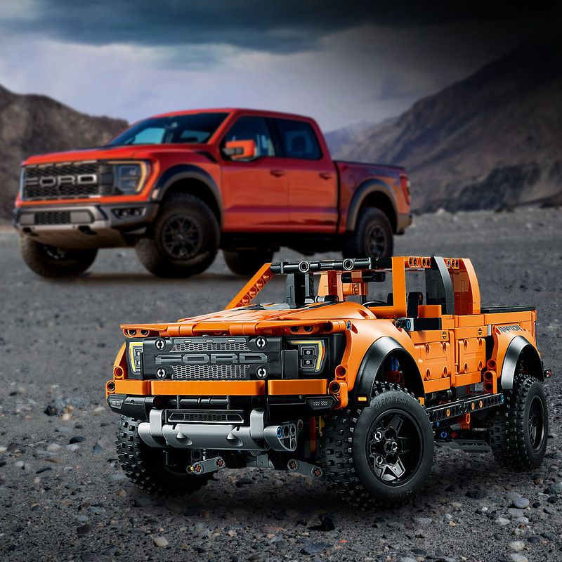 Ford®-F-150-Raptor---Lego-Technic-42126