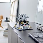 NASA-Apollo-11-Lunar-Lander---Lego-Creator-Expert-10266