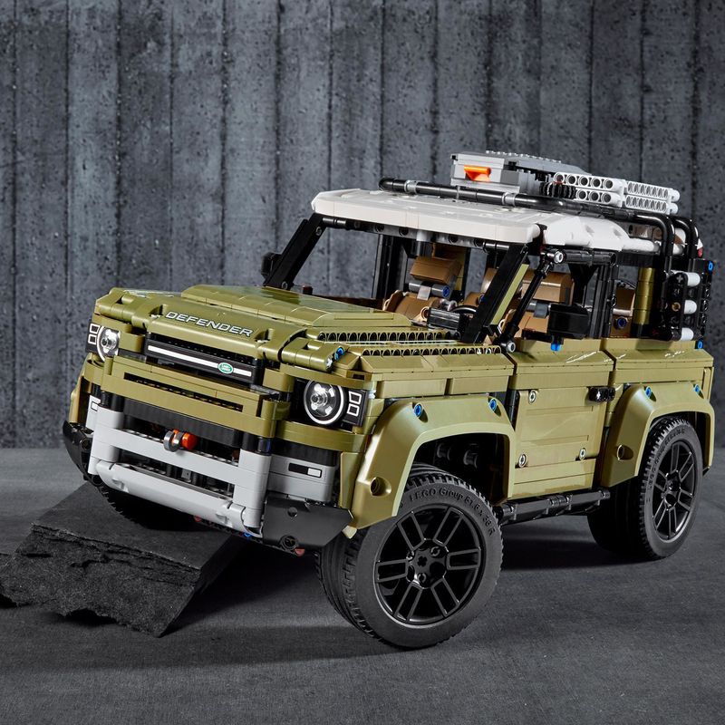 Land-Rover-Defender---Lego-Technic-42110