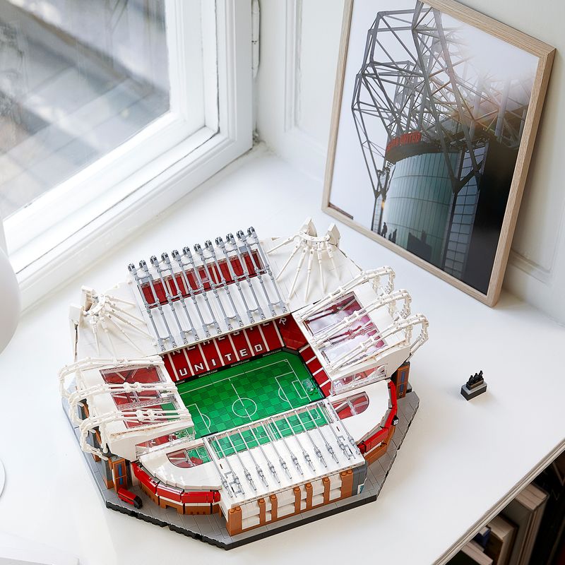 Old-Trafford---Manchester-United---Lego-Creator-Expert-10272