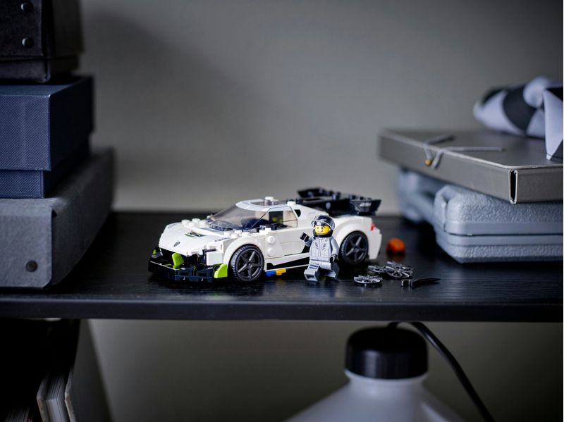 Koenigsegg-Jesko---Lego-Speed-Champions-76900