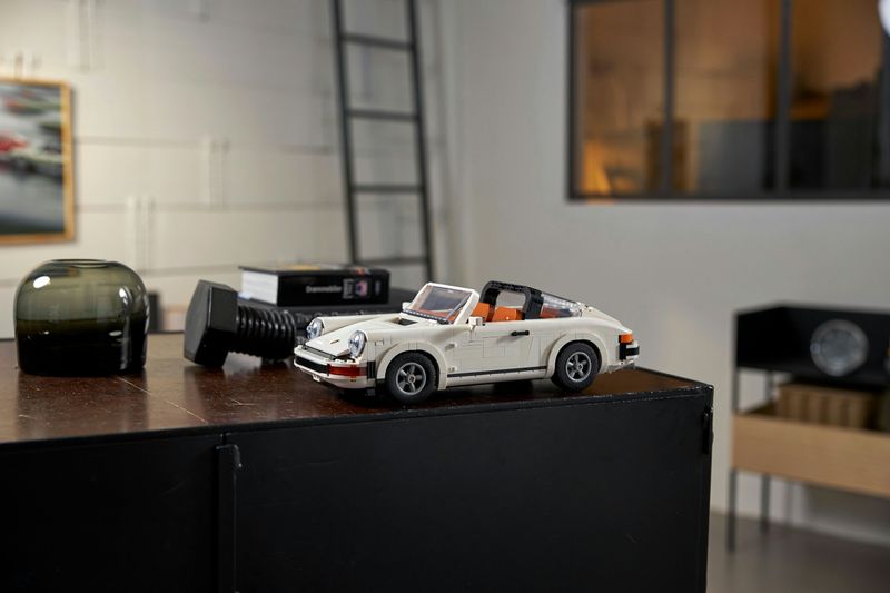 Porsche-911---Lego-Creator-Expert-10295