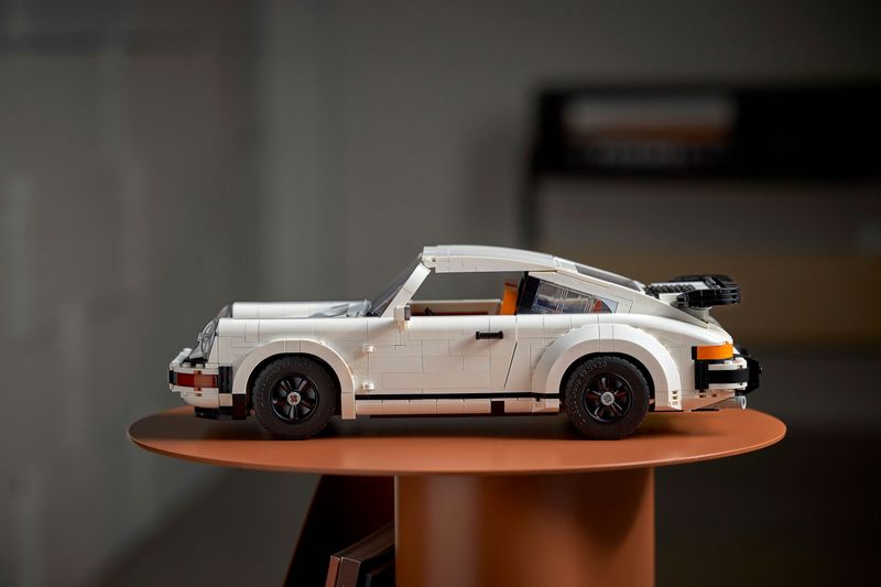 Porsche-911---Lego-Creator-Expert-10295