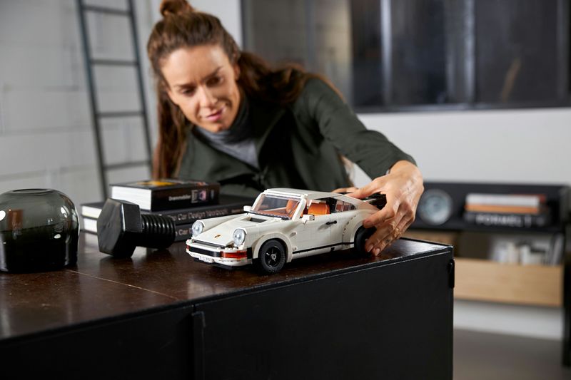 Porsche-911---Lego-Creator-Expert-10295