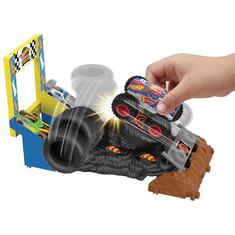 MONSTER-TRUCK-SMASH-RACE