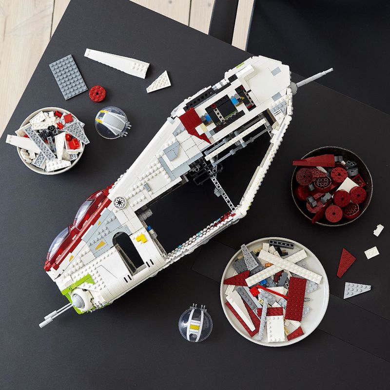 Cannoniera-della-Repubblica---Lego-Star-Wars-75309