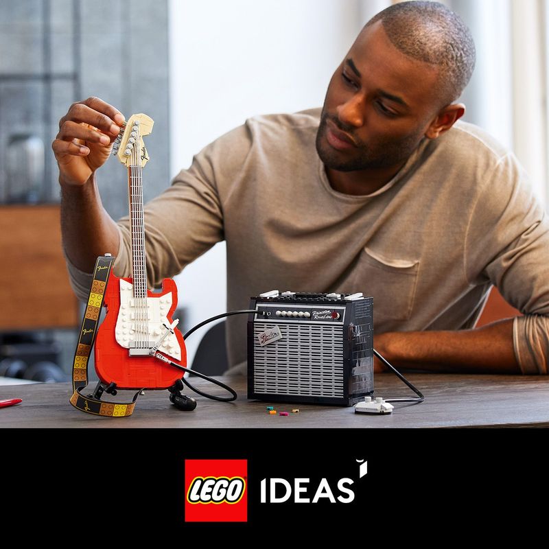 Fender®-Stratocaster™---Lego-Ideas-21329