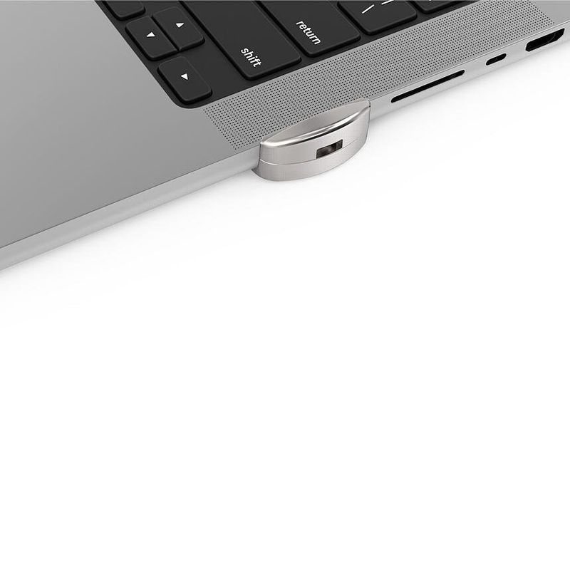 MACBOOK-PRO-16-INCH-2021-LEDGE