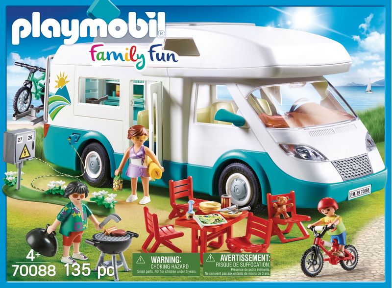 CAMPER-C-FAMIGLIA-IN-VACANZA