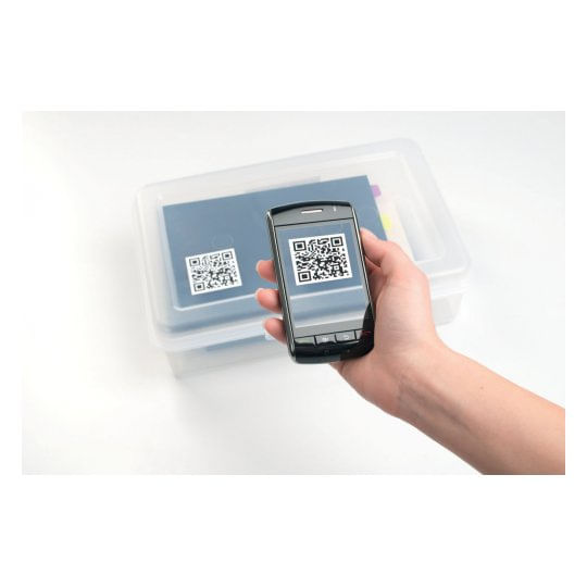 Etichette-adesive-Avery-in-carta-bianca-coprente-per-stampa-QR-code-20-et-foglio-45x45-mm--conf.-25-fogli-L7121-25