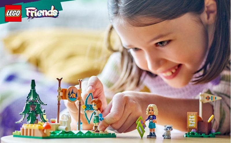 42622-LEGO-FRIENDS-TIRO-CON-L-ARCO-AL-CAMPO-DI-AVVENTURE