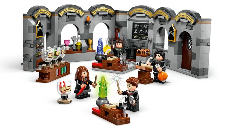 76431-LEGO-HARRY-POTTER-CASTELLO-DI-HOGWARTS-LEZIONE-DI-POZIONI