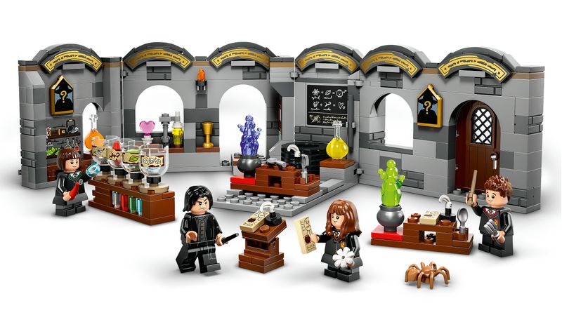 76431-LEGO-HARRY-POTTER-CASTELLO-DI-HOGWARTS-LEZIONE-DI-POZIONI