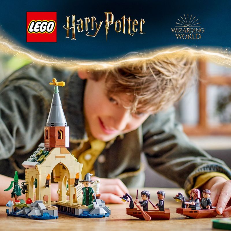 76426-LEGO-HARRY-POTTER-RIMESSA-PER-LE-BARCHE-DEL-CASTELLO-DI-HOGWARTS