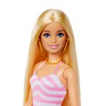 BARBIE-MOVIE---BARBIE-BEACH