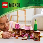 LEGO-Il-dormitorio-di-Glinda-ed-Elphaba