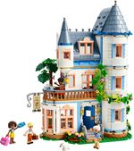 Bed-And-Breakfast-al-Castello---Lego-Friends-42638