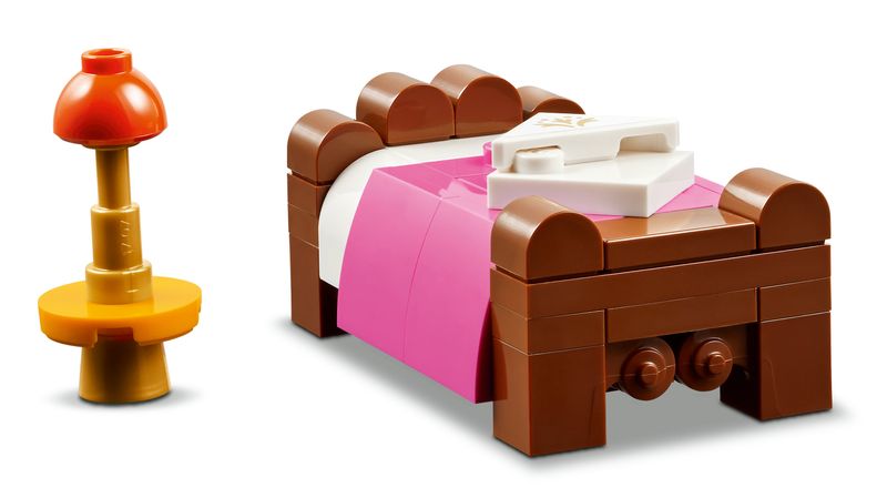 Bed-And-Breakfast-al-Castello---Lego-Friends-42638