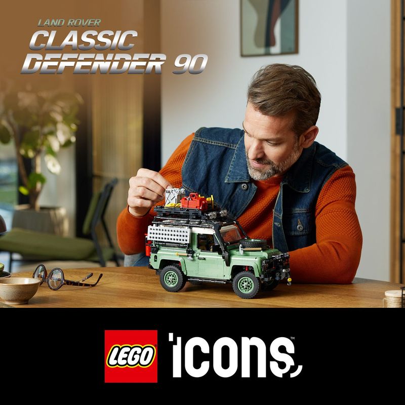 Land-Rover-Classic-Defender-90---Lego-Icons-10317