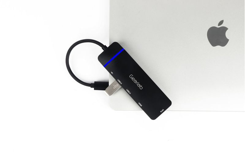 USB-C-5-in-1-Mobile-Hub-PD100W