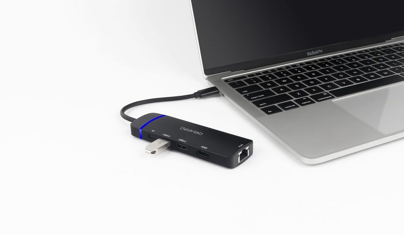 USB-C-5-in-1-Mobile-Hub-PD100W