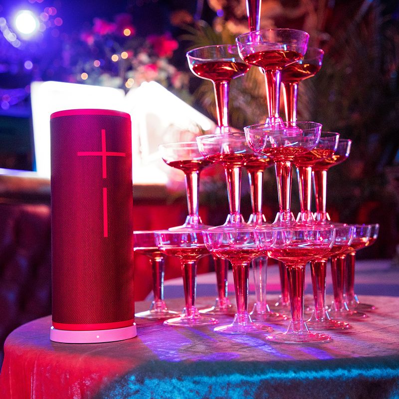 Ultimate-Ears-Megaboom-3-Altoparlante-portatile-stereo-Rosso--UE-MEGABOOM-3-SPEAKER-RED---SUNSET-RED-N-A-EMEA-WL-BT-