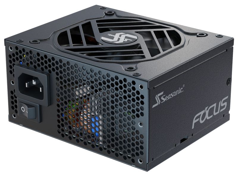 FOCUS-SPX-750-nero-Gestione-cavi-4x-PCIe-750-watt