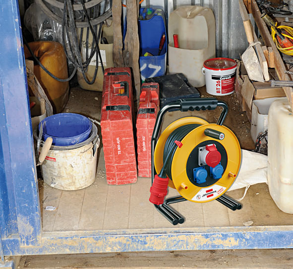 Brennenstuhl-Brobusta-CEE-1-IP44-tamburo-per-cavi-industriali-cantieri-40m