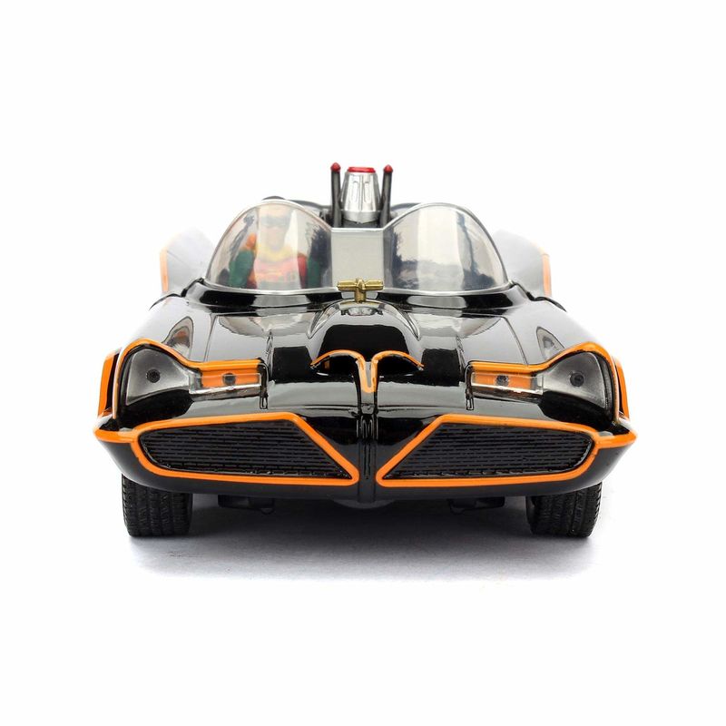 Jada-Toys-BTM-Batmobile-Classic-1-24