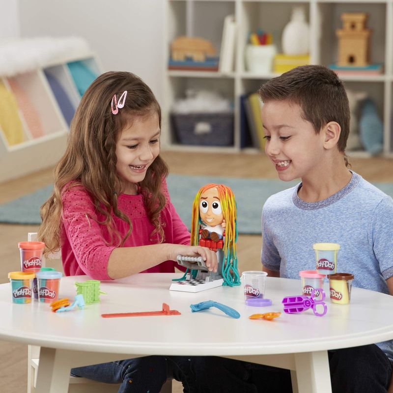 Play-Doh-Il-Fantastico-Barbiere-playset-con-8-vasetti-di-pasta-da-modellare-e-accessori-per-bambini-dai-3-anni-in-su