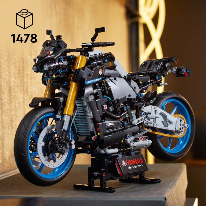 LEGO-Technic-42159-Yamaha-MT-10-SP-Modellino-Moto-per-Adulti-Replica-Motocicletta-con-App-AR-Regalo-per-Uomo-e-Donna