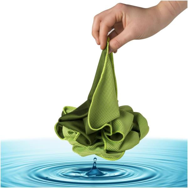 Celly-Cool-Towel-Verde