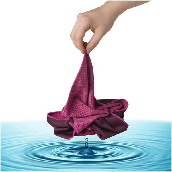 Celly-Cool-Towel-Rosa