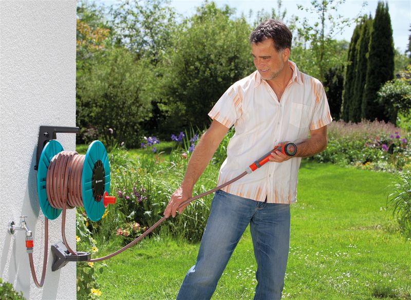 Gardena-Classic-60-Rocchetto-montato-a-muro-Manuale-Turchese